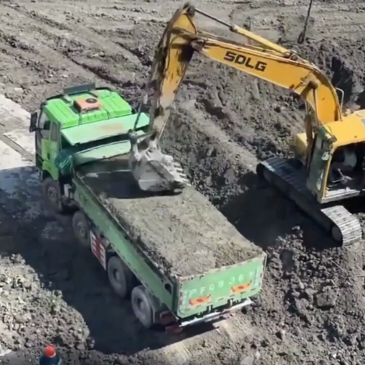 Şangay'da İnşaat Atığı Taşımada Çevre Dostu Uygulama