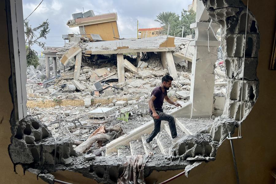 İsrail'in Güney Lübnan Saldırıları Yeni Bir Göç Dalgasına Yol Açtı