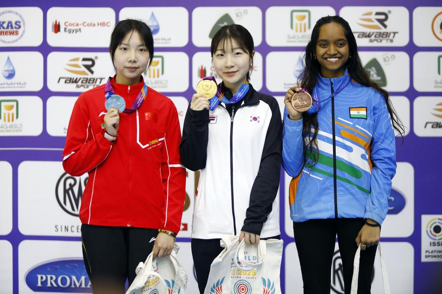 Ban Hyo-jin ve Maximilian Dallinger, 2025 ISSF Dünya Şampiyonası'nda Hava Tüfeğinde Altın Madalya Kazandı