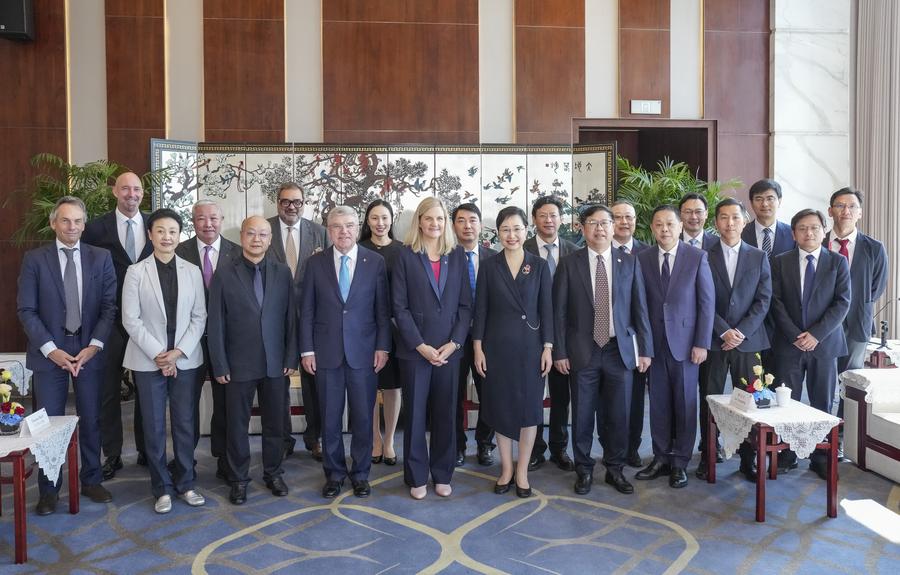 IOC Başkanı Coventry, Xinhua Haber Ajansı ile İş Birliğini Geliştirme Sözü Verdi