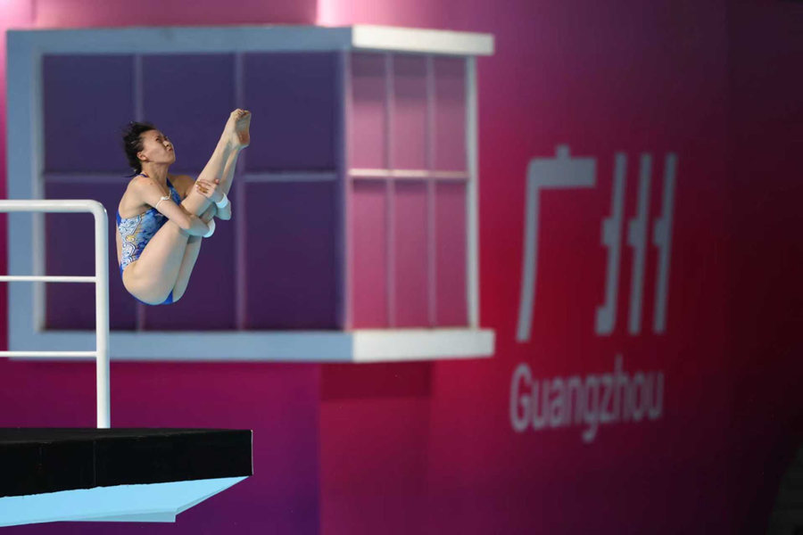 Shanghaili Chen Yuxi, Guangzhou'daki 15. Ulusal Oyunlar'da 10 Metre Kule Atlama Altın Madalyasını Kazandı