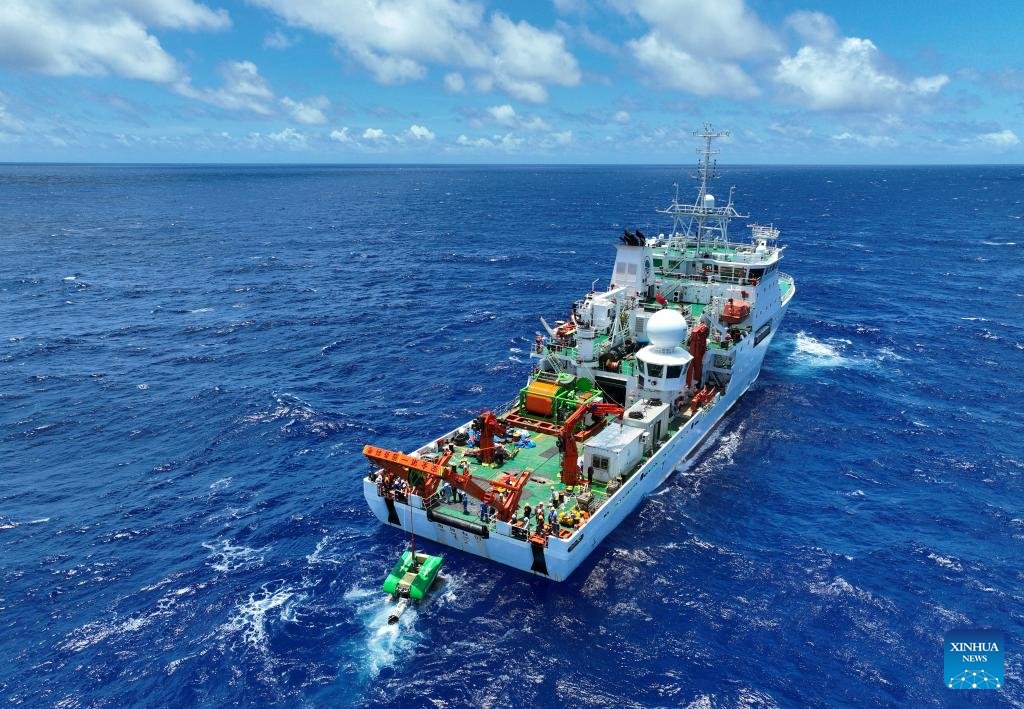 Çin, Derin Deniz Araştırmaları İçin Dünyanın İlk Çok Modlu Yapay Zeka Modelini Geliştirdi