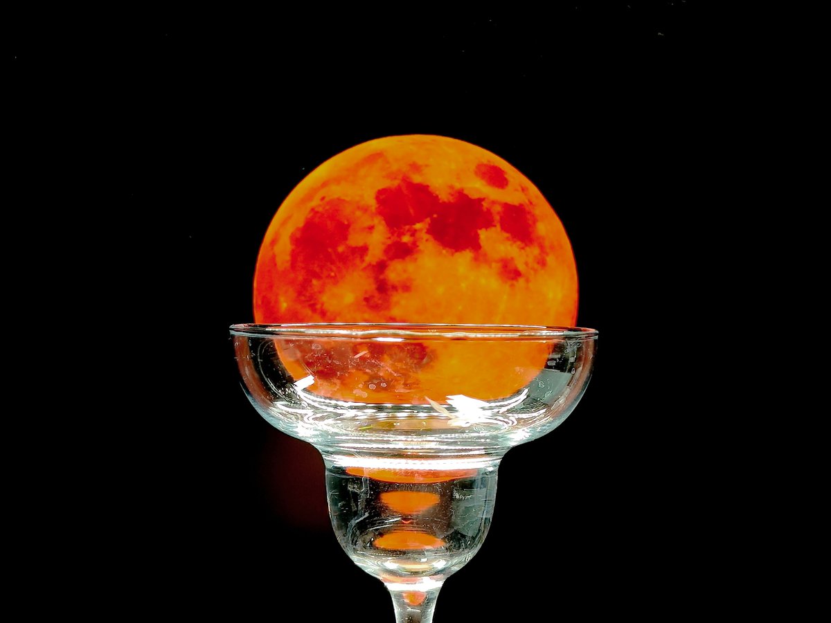 Çinli Bilim İnsanları Ay Toprağından Oksijen ve Yakıt Üretmeyi Başardı