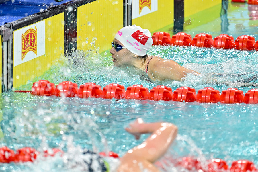 Hong Kong'lu Yüzücü Siobhan Haughey, Ulusal Oyunlar'da Tarihi Altın Madalya Kazandı