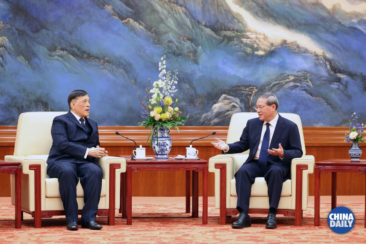 Çin ve Tayland Liderleri Pekin'de Bir Araya Geldi