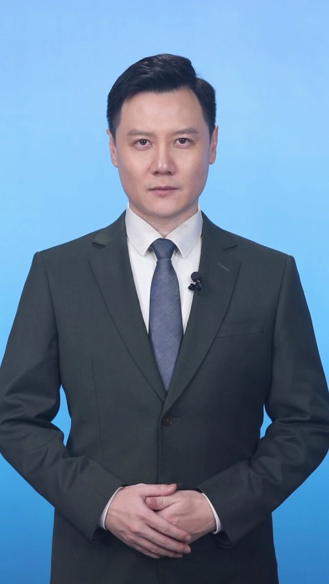 Japonya'da Sakurajima Yanardağı'nda Etkili Patlama: 4.400 Metreye Yükselen Bulutlar