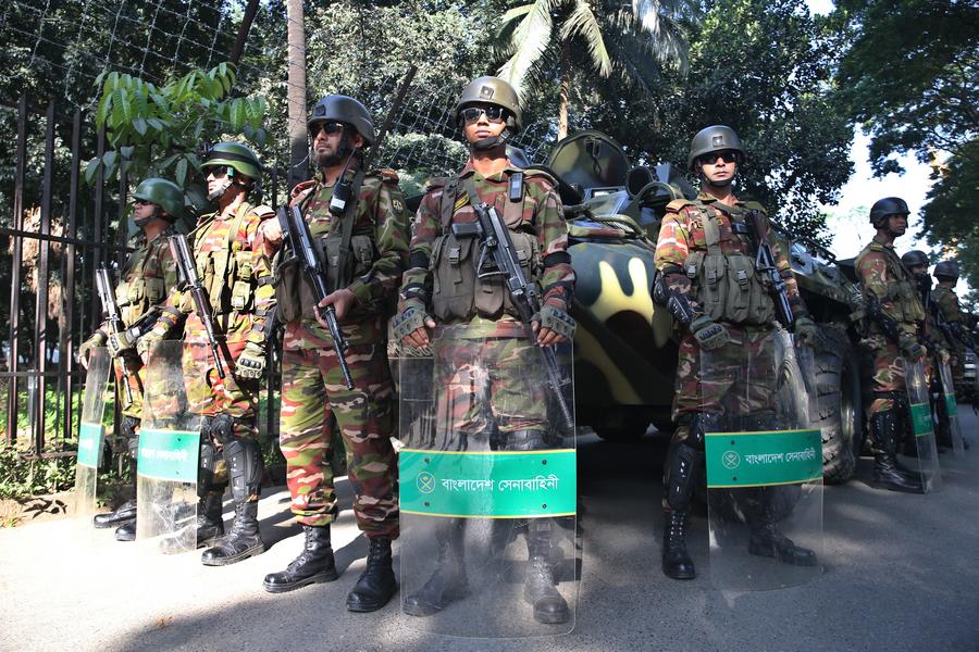 Bangladeş'te Eski Başbakan Şeyh Hasina'ya Gıyabında İdam Cezası