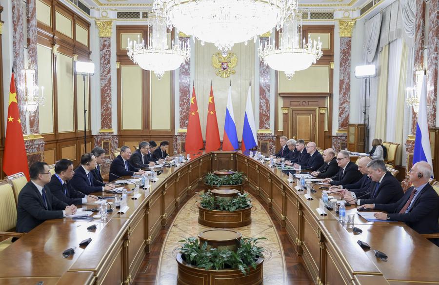 Çin ve Rusya, Yatırım ve Enerji Alanında İş Birliğini Derinleştirmeye Hazır