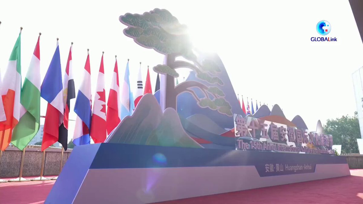 Uluslararası Konuklar Çin'in Vizesiz Politikalarını ve Zengin Turizmini Övüyor