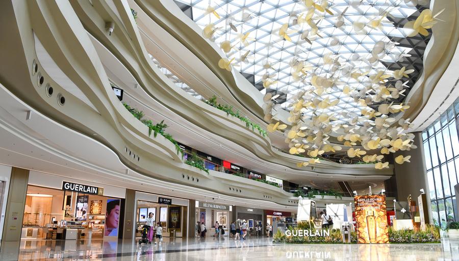 Çin'in Hainan Serbest Ticaret Limanı'nda Tarihi Adım