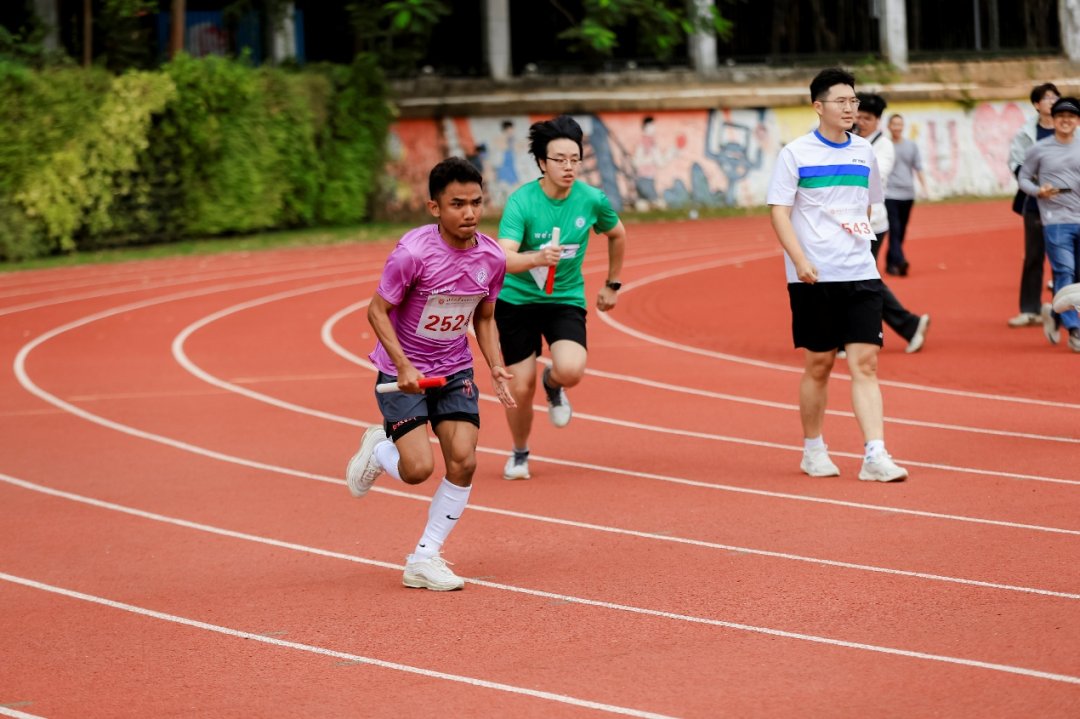 Peking Üniversitesi'nde Nanyan Spor ve Kültür Festivali Coşkuyla Başladı