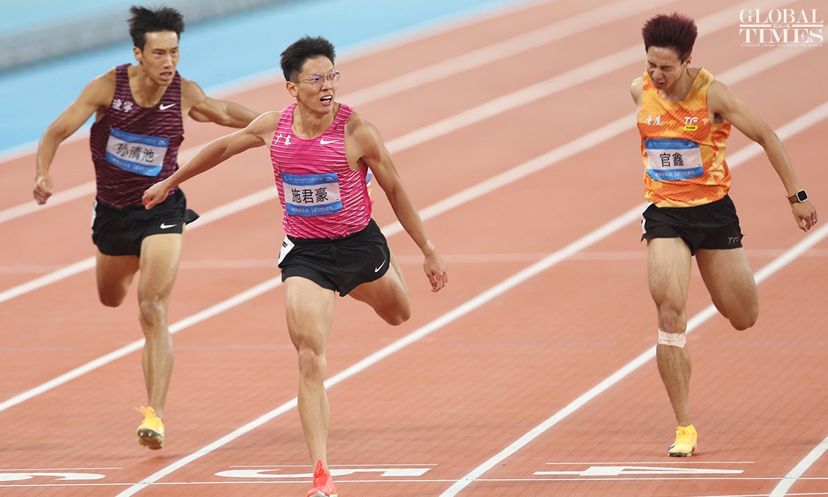 Genç Sprinterler Şaha Kalktı: Şi Junhao ve Chen Yujie Gençlik Oyunları'nda Altın Madalya Kazandı
