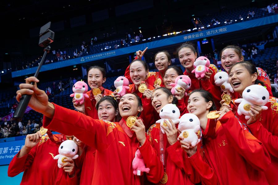 Jiangsu, Çin 15. Ulusal Oyunları'nda Kadınlar Voleybol Şampiyonu Oldu