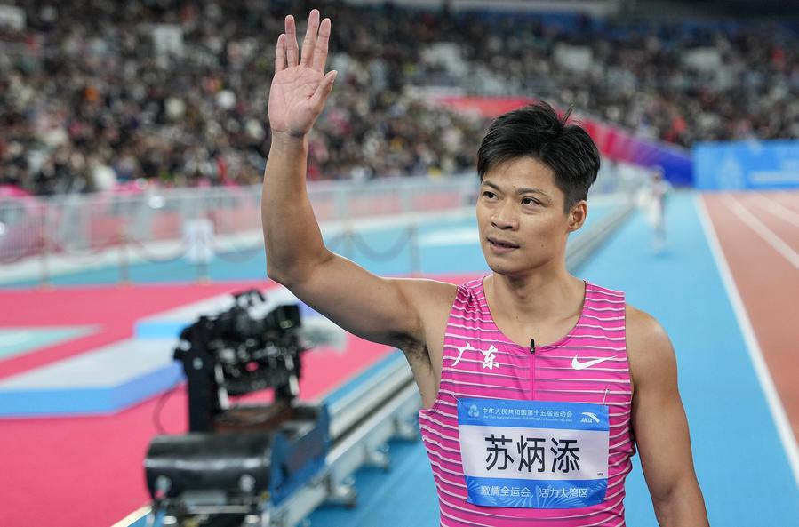 Çinli Süper Atlet Su Bingtian Kariyerini Noktaladı