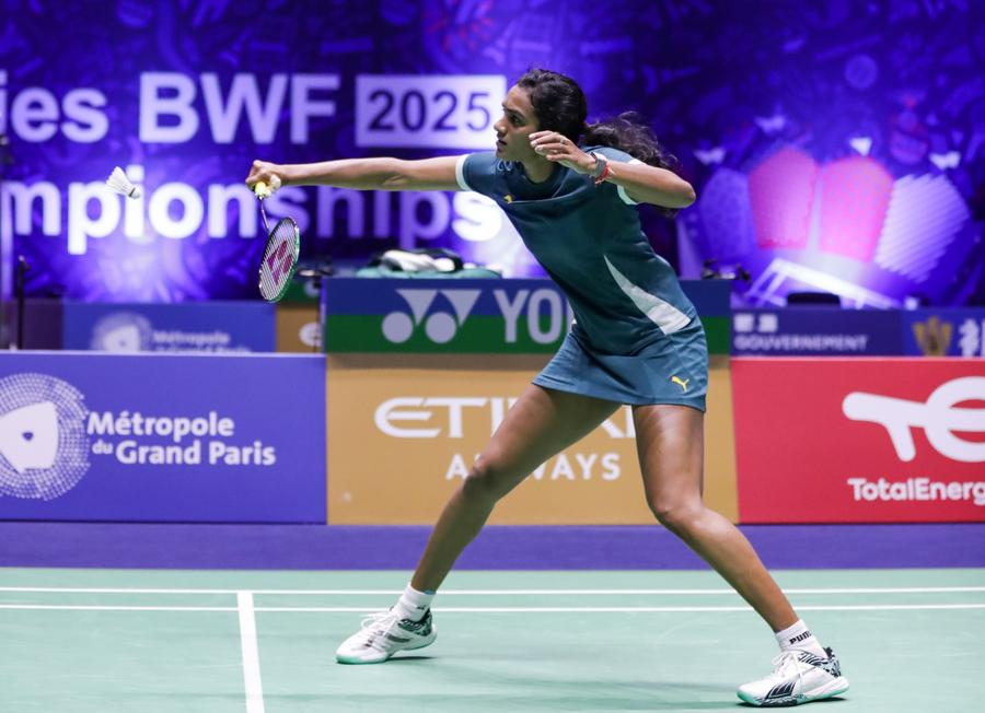 Hindistan'ın Pusarla V. Sindhu, BWF Dünya Şampiyonası'nda Çin'i Yendi Hindistan'ın Pusarla V. Sindhu, BWF Dünya Şampiyonası'nda Çin'i Yendi