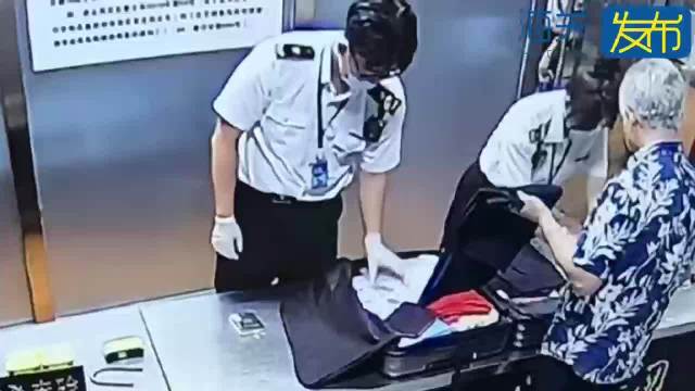 Gümrük Müdürlüğü, Türkiye'ye Kaçak Giren Tıbbi Cihazları Ele Geçirdi