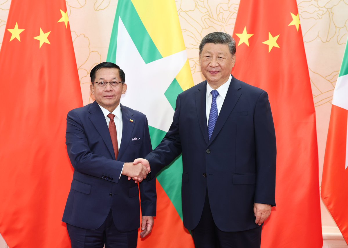 Çin Devlet Başkanı Xi Jinping, Myanmar'ın Vekil Devlet Başkanı ile Görüştu