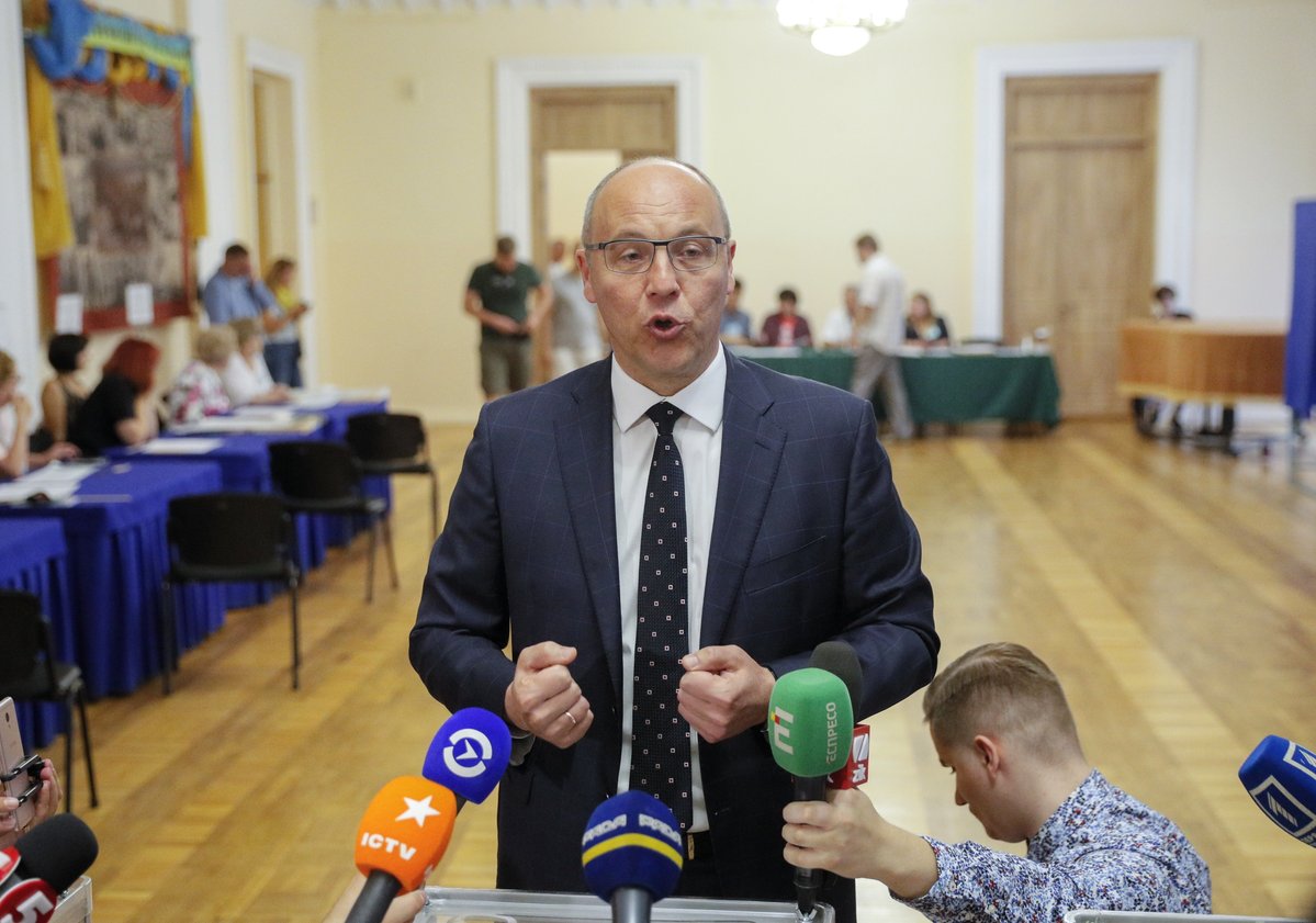 Eski Ukrayna Meclis Başkanı Andriy Parubiy Lviv'de Vurulmuş