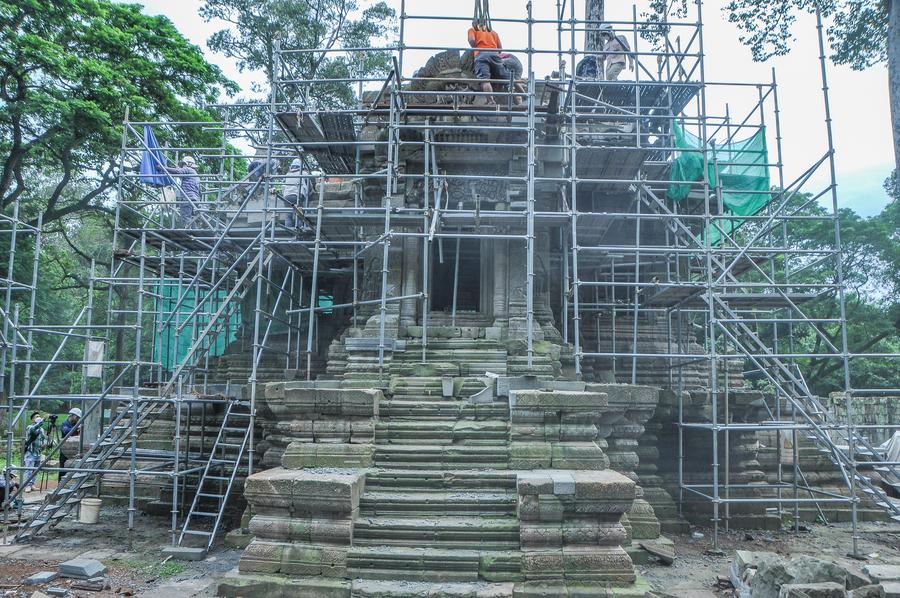 Angkor'da Yüzyıllık Chorm Tapınağı Restorasyonu Tamamlanma Aşamasına Geldi