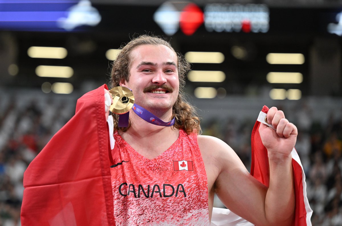 Kanadalı Ethan Katzberg, Dünya Atletizm Şampiyonası'nda Çekiç Atma Rekorunu Kırdı