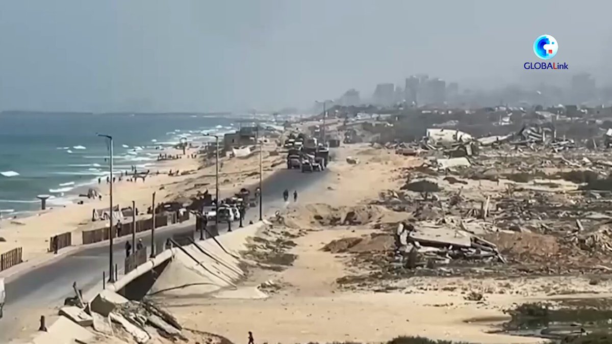 Gaza Şeridi'nde Yoğun Bombardıman: Binlerce Yerel Halk Güney'e Göç Etmek Zorunda Kaldı