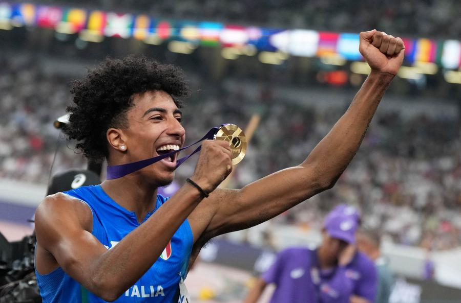 Mattia Furlani Dünya Atletizm Şampiyonası'nda Uzun Atlama Altın Madalyasını Kazandı