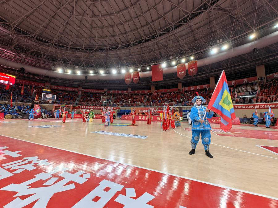 Qingyuan'da Basketbol Rüzgarı Ekonomiyi Canlandırdı