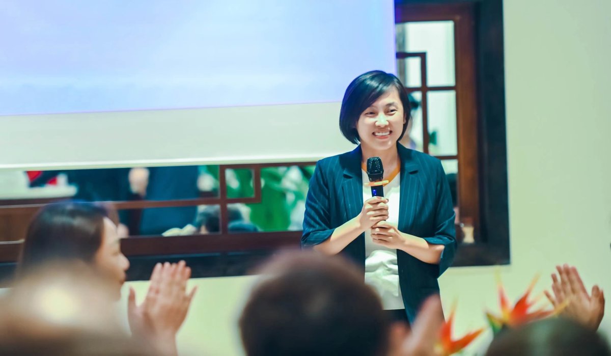 Tsinghua Üniversitesi'nde Öğrencilere Uygulamalı Muhasebe Eğitimi