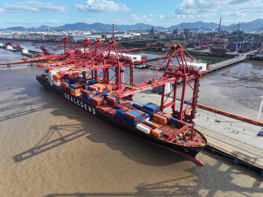 Ningbo Zhoushan Limanı'ndan Dünya'nın İlk Çin-Avrupa Arktik Ekspresi Sefer Başladı