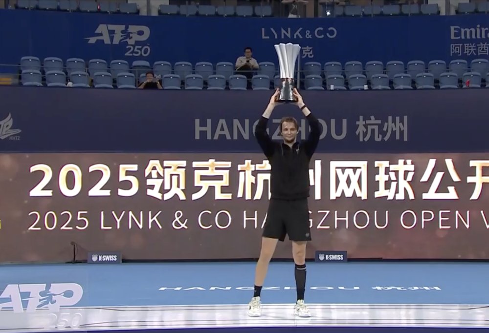 Alexander Bublik, Hangzhou Open'da Şampiyon Oldu