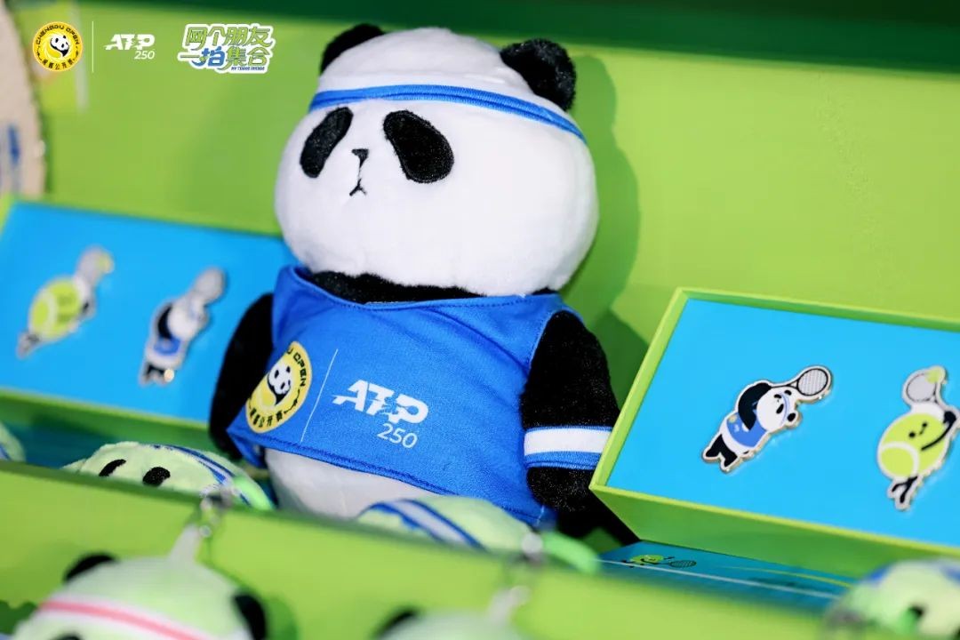 Çin'de Tenis Tutkusu: 'China Season' ile Tenis ve Turizm Birleşiyor