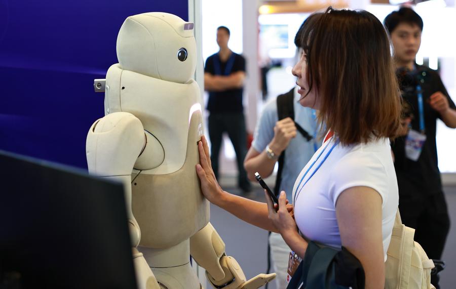 Çin'in Endüstriyel Robot Stokları Rekor Seviyeye Ulaştı