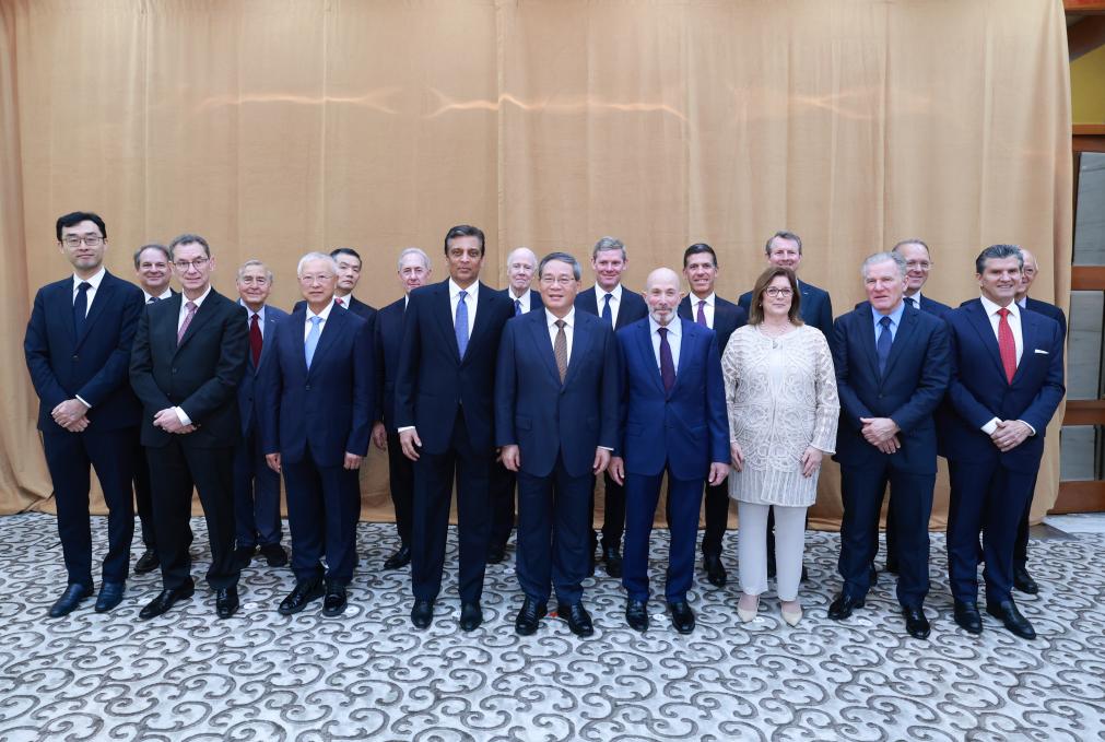 Çin Başbakanı Li Qiang, ABD ile İlişkilerde Yeni Bir Yaklaşım Çağrısı Yaptı
