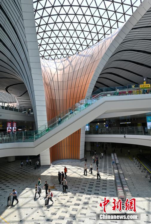 Beijing Daxing Havalimanı, Ulusal Bayram Tatilinde Yoğunluğa Hazırlanıyor
