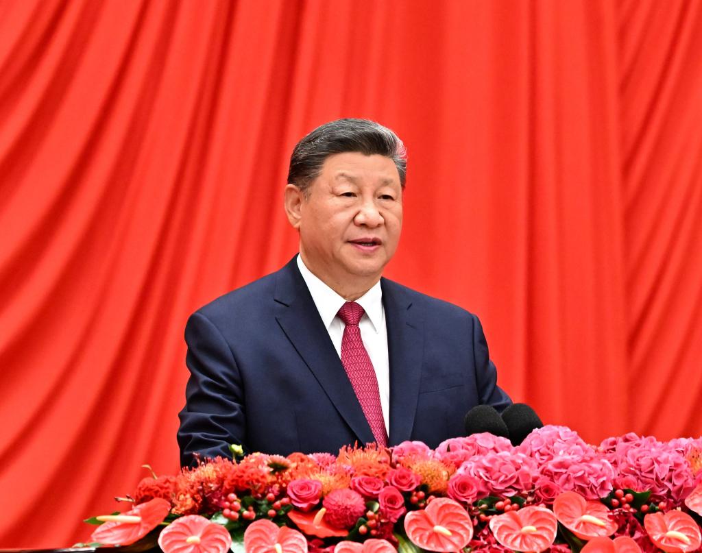 Çin Lideri Xi Jinping, Modernizasyon Hedefleri İçin Ulusa Çağrıda Bulundu