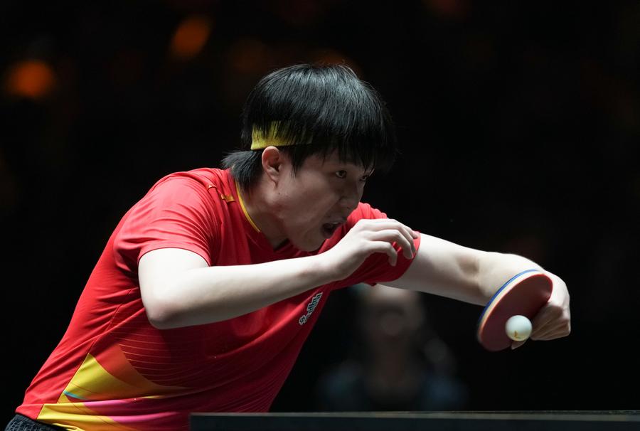 Wang Chuqin, WTT China Smash'te Zorlu Mücadele Sonucu Son 16'ya Yükseldi