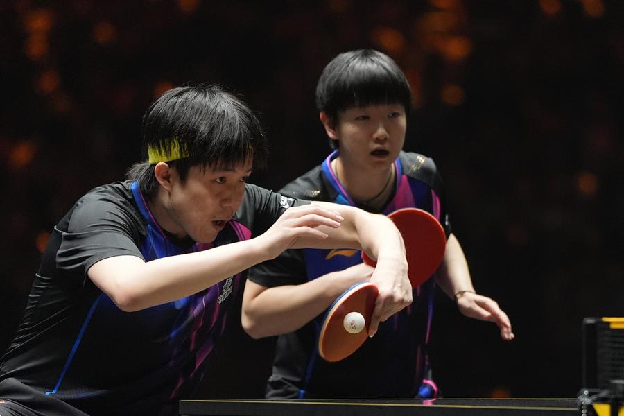 Wang Chuqin ve Sun Yingsha, WTT Çin Smash'te Karışık Çiftler Şampiyonu Oldu