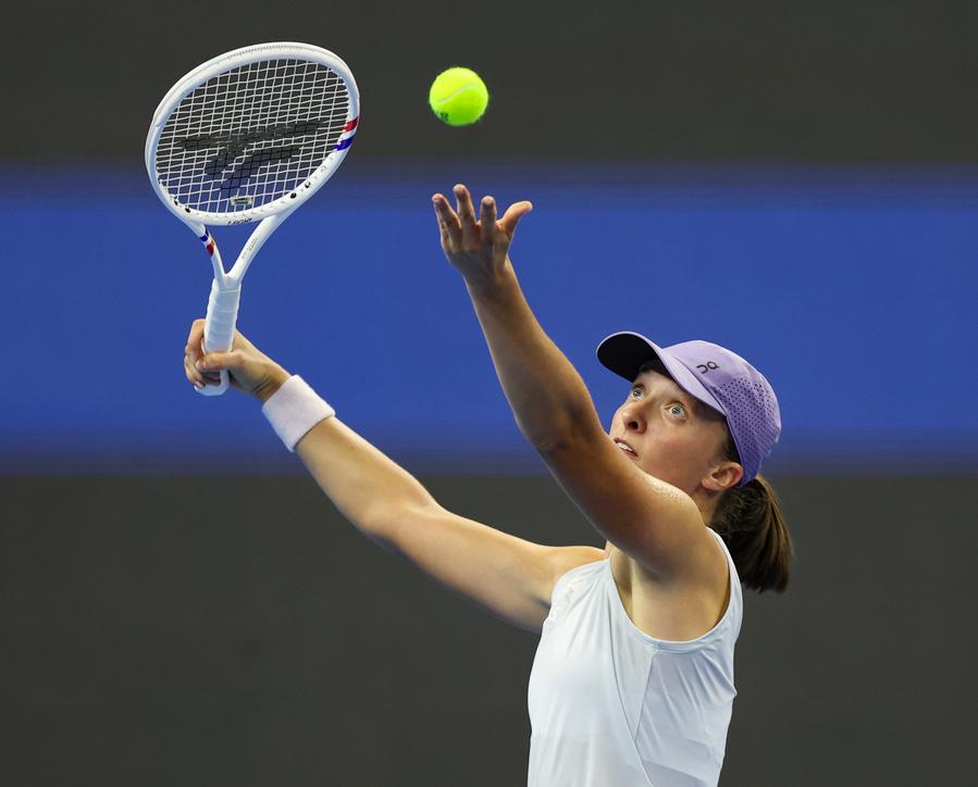 2025 Wuhan Open Tenis Turnuvası'nda Kura Çekildi: Sabalenka ve Swiatek Farklı Taraflarda