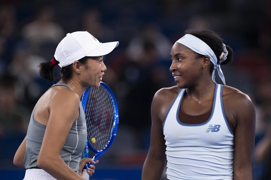 Zhang Shuai, Wuhan Açık'ta Coşkulu Kalabalığa Veda Etti