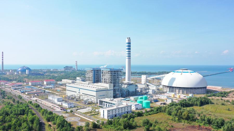 Kamboçyalı Genç, Ülkesinin Büyük Enerji Santralinde Edindiği Deneyimi Paylaştı