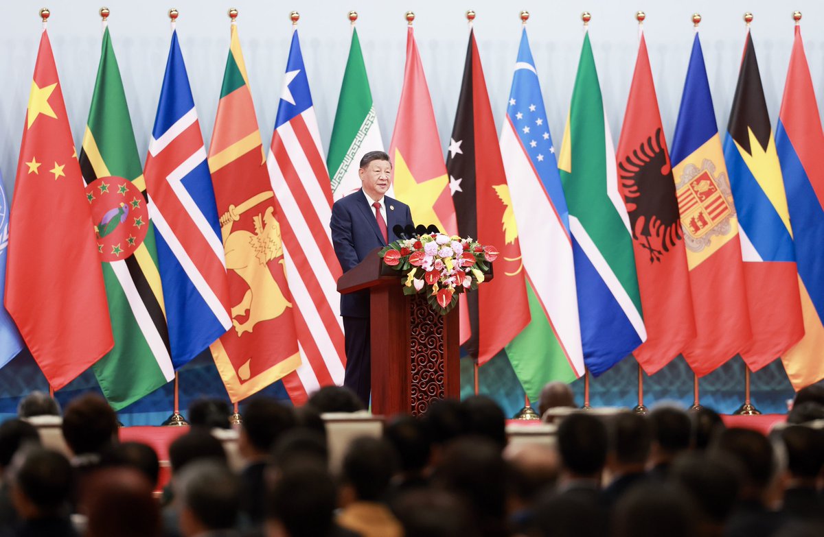 Çin Lideri Şi Cinping, Küresel Liderler Kadın Toplantısı'nda Önemli Açıklamalarda Bulundu