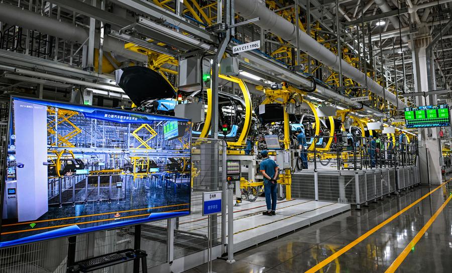 Çin'de İmalat Sektörü 2025'in İlk Dokuz Ayında Güçlü Büyüme Kaydetti